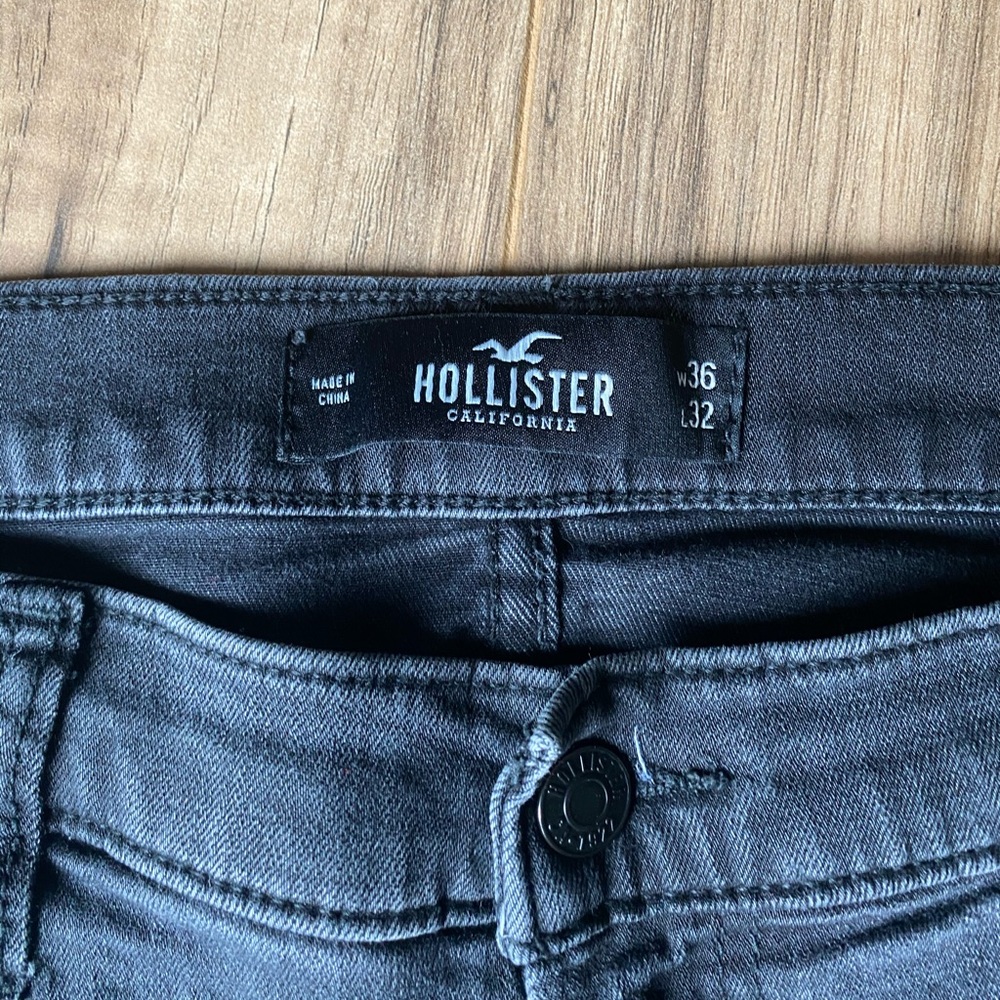 Hollister Straight Leg Men Jeans